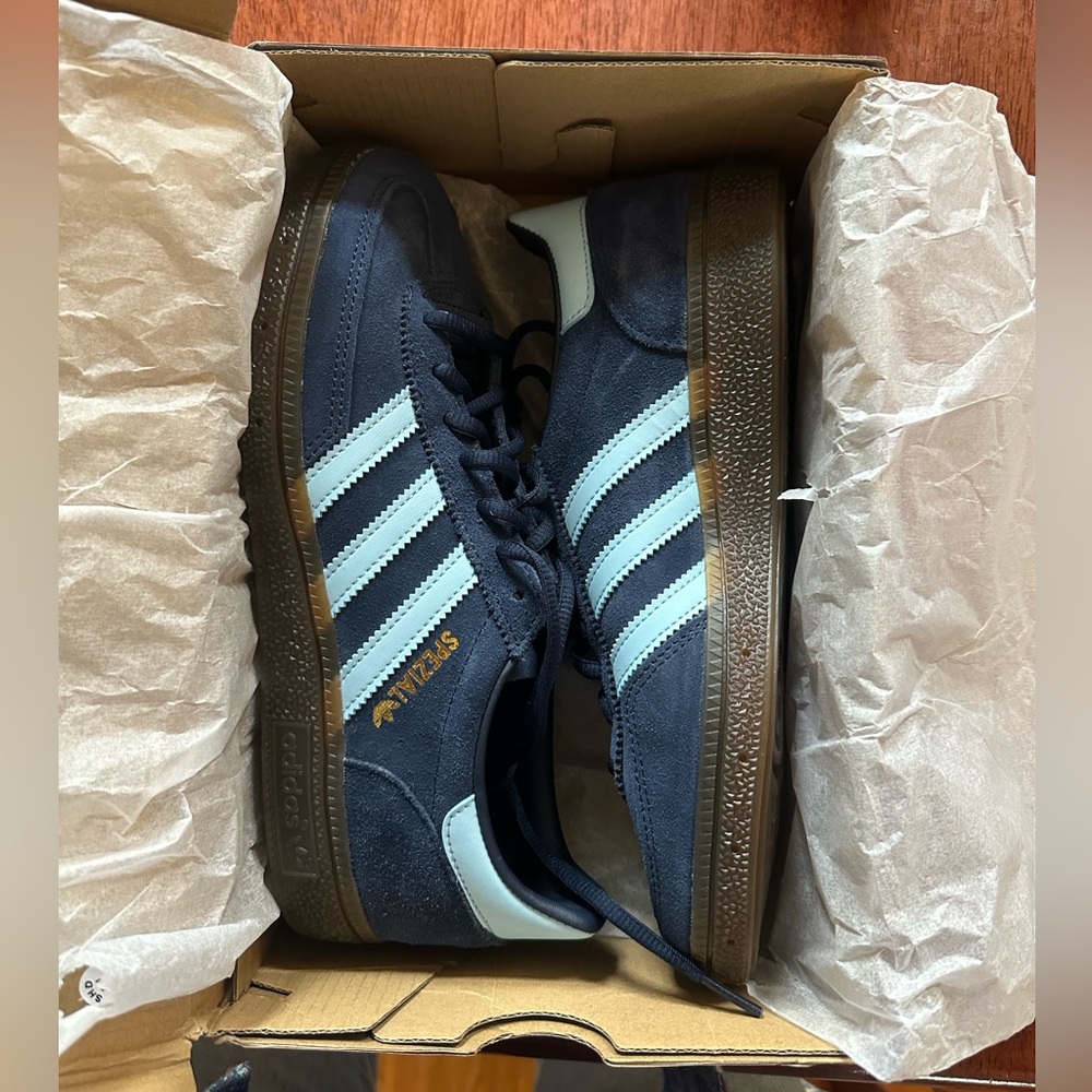 BRAND NEW Unisex Adidas Handball Spezial Navy/Gum